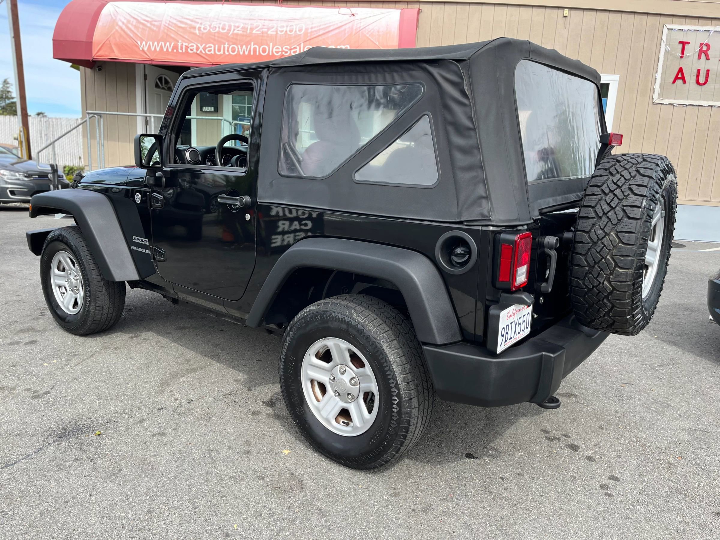 Used 2015 Jeep Wrangler Sport image 5