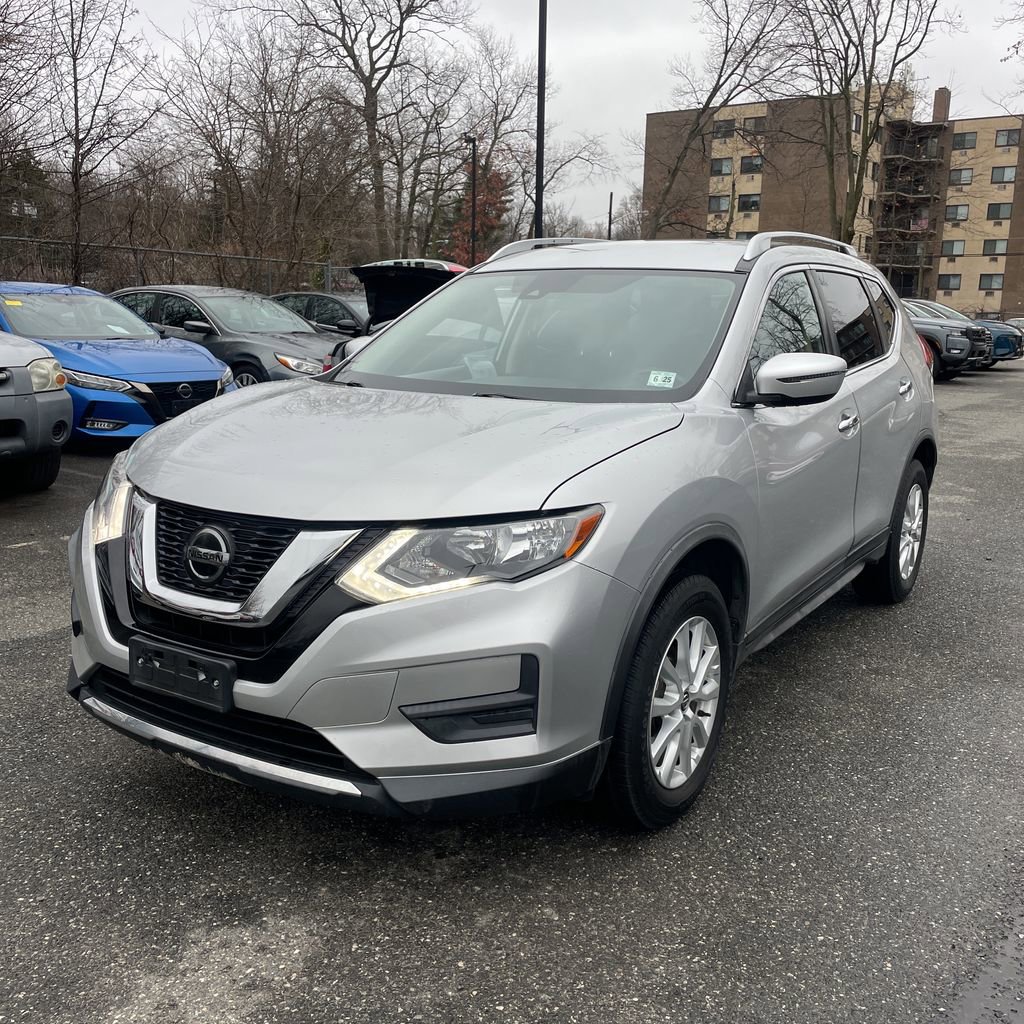Used 2020 Nissan Rogue SV image 20