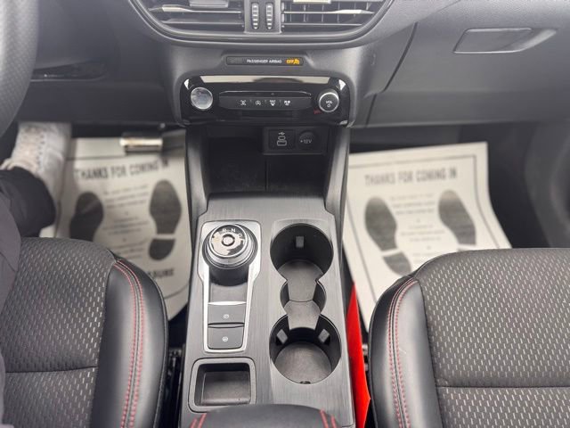Used 2024 Ford Escape ST-Line w/ Tech Pack #1 AWD/4WD image 17