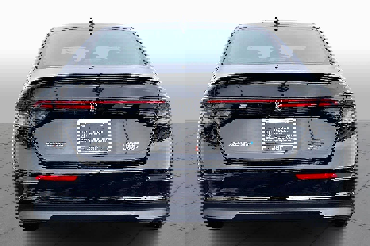 Used 2023 Honda Accord Sport image 4