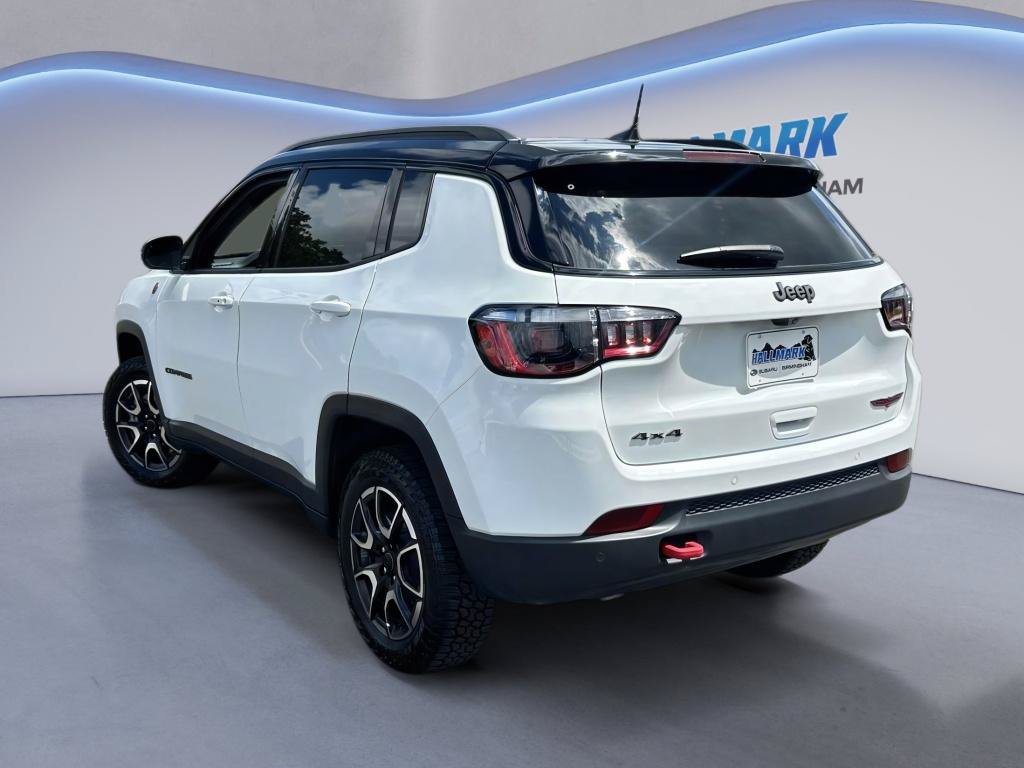 Used 2026 Jeep Compass Trailhawk AWD/4WD image 4