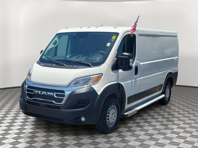 Used 2025 RAM ProMaster 2500 w/ U-Haul Equipment Group FWD image 3
