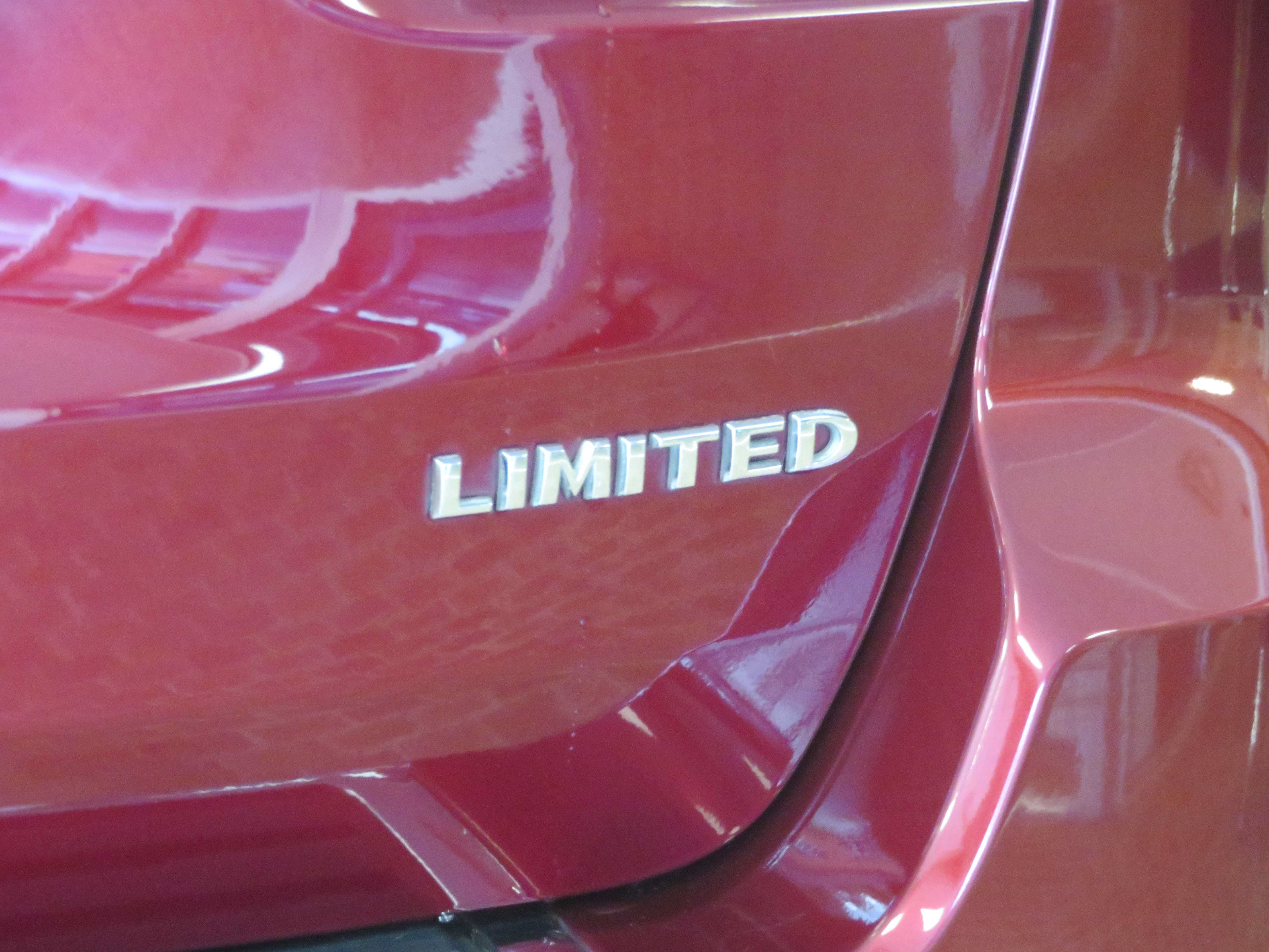 Used 2017 Jeep Grand Cherokee Limited AWD/4WD image 71
