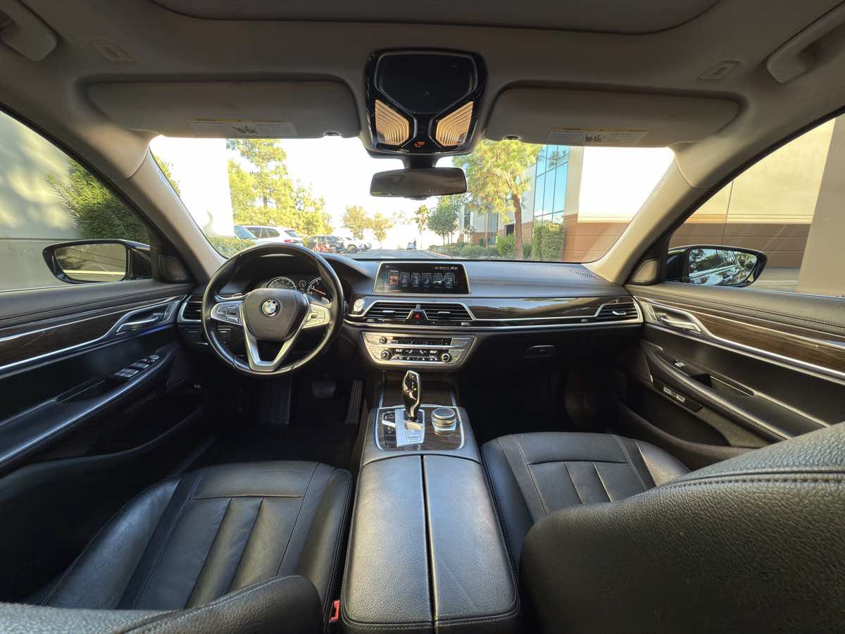Used 2016 BMW 740i RWD image 23