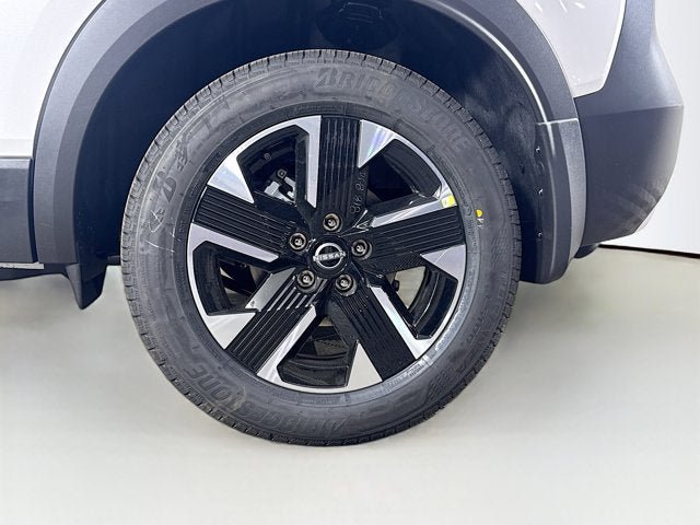 New 2026 Nissan Kicks SV w/ Cold Weather Package AWD/4WD image 9
