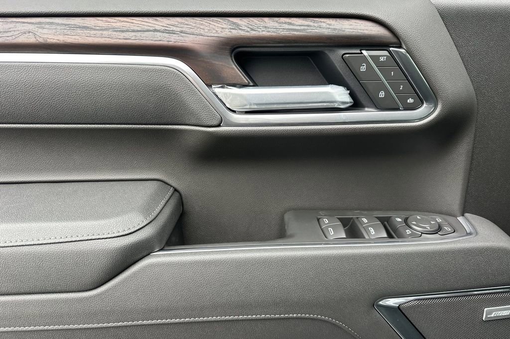 New 2026 GMC Sierra 1500 SLT w/ SLT Premium Plus Package image 9