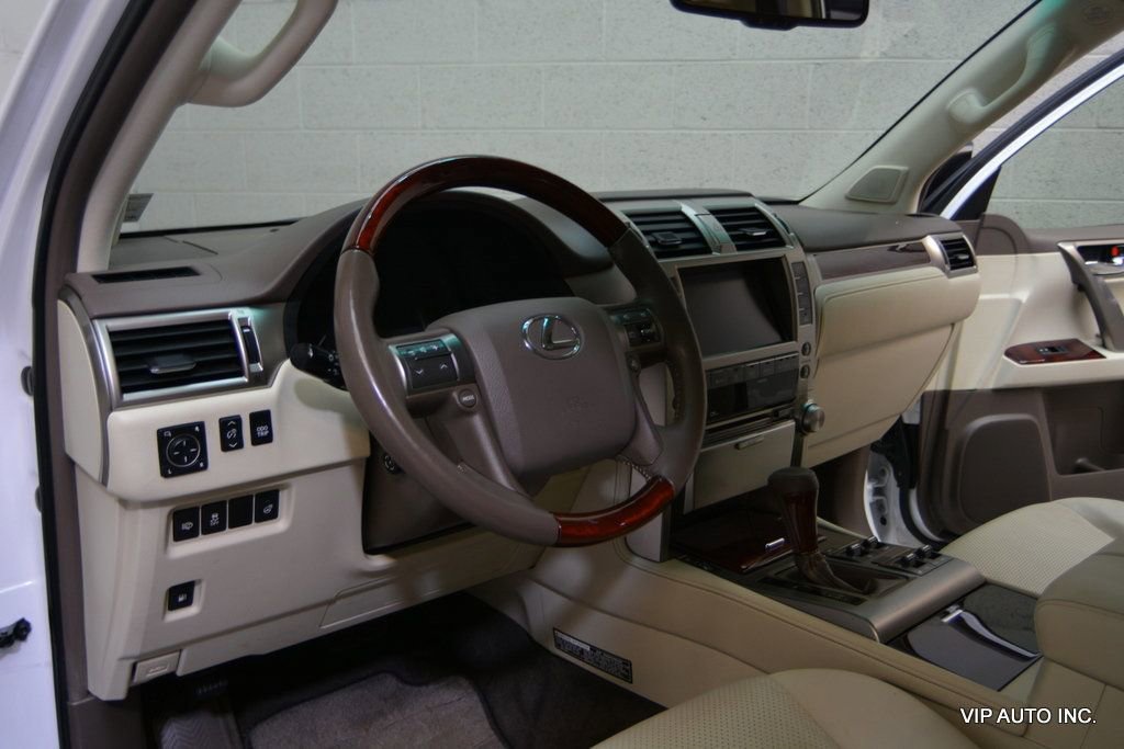 Used 2011 Lexus GX 460 Premium image 11
