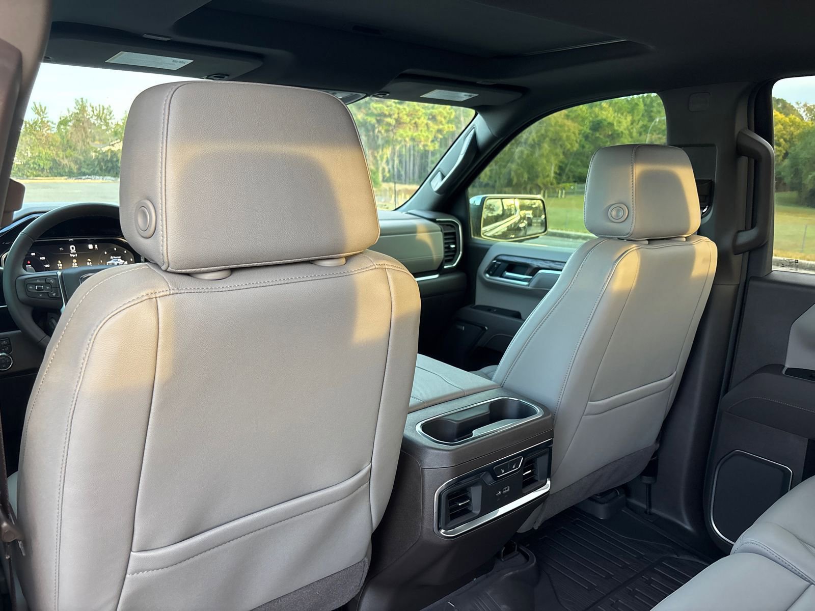 New 2026 GMC Sierra 1500 SLT w/ SLT Premium Plus Package image 27