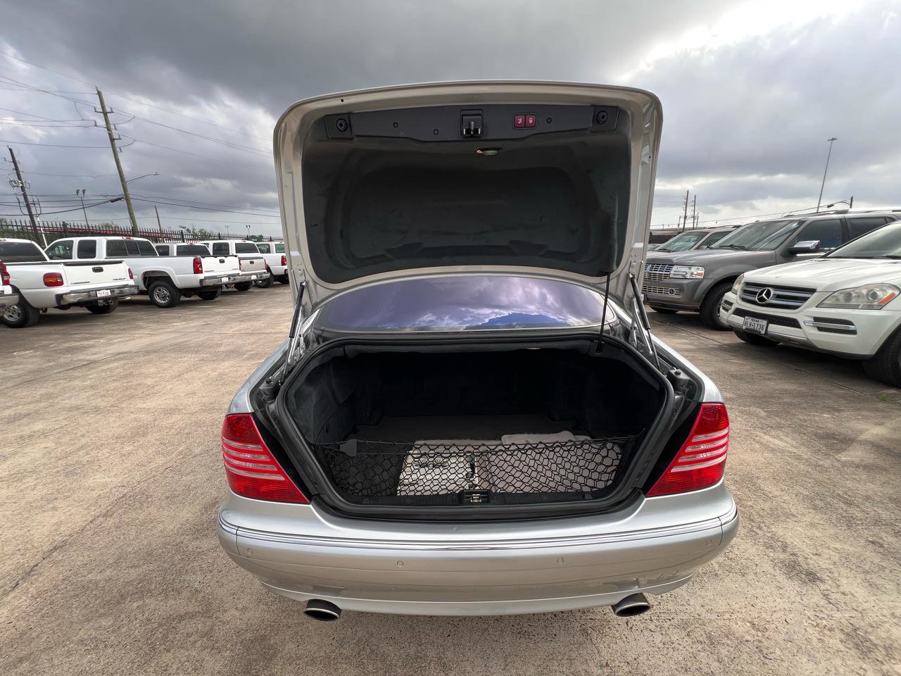 Used 2005 Mercedes-Benz S 600 image 13