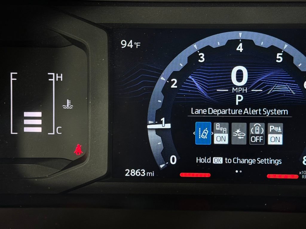 Used 2025 Toyota Tacoma SR5 AWD/4WD image 15