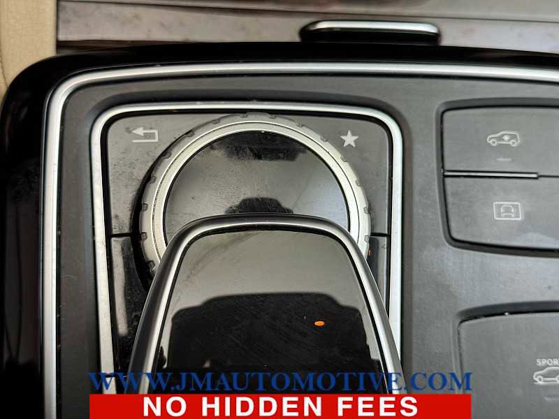 Used 2019 Mercedes-Benz GLS 450 4MATIC image 39