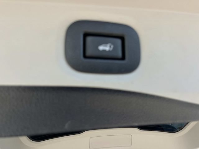 Used 2019 Nissan Rogue SV FWD image 16