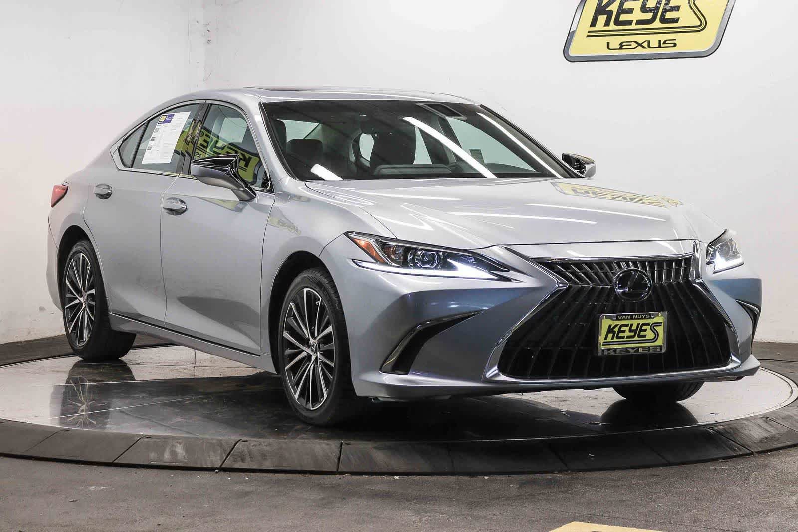 Used 2024 Lexus ES 350 w/ Premium Package FWD image 5