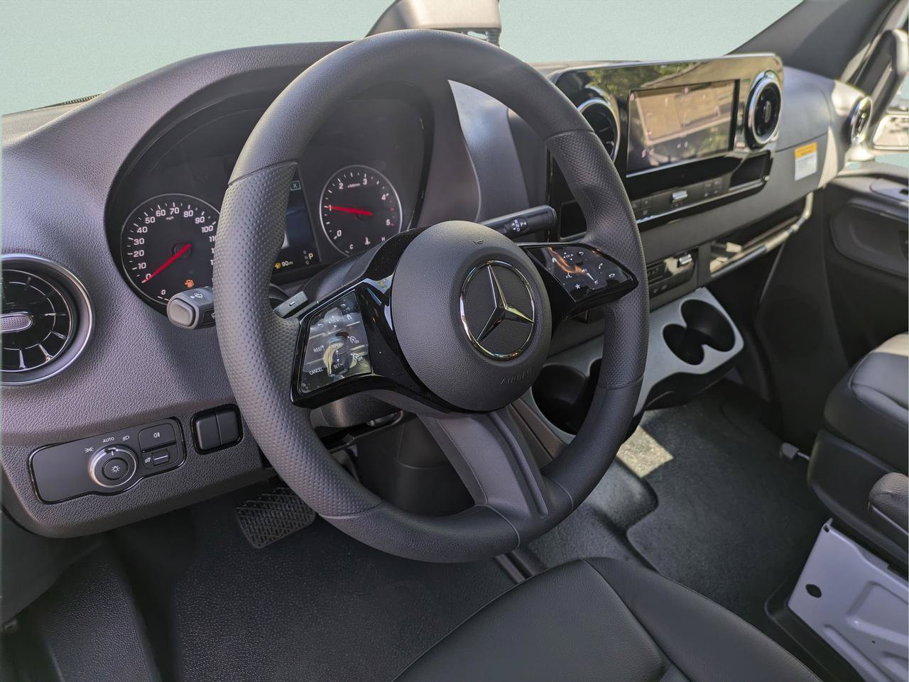 New 2026 Mercedes-Benz Sprinter 2500 image 4