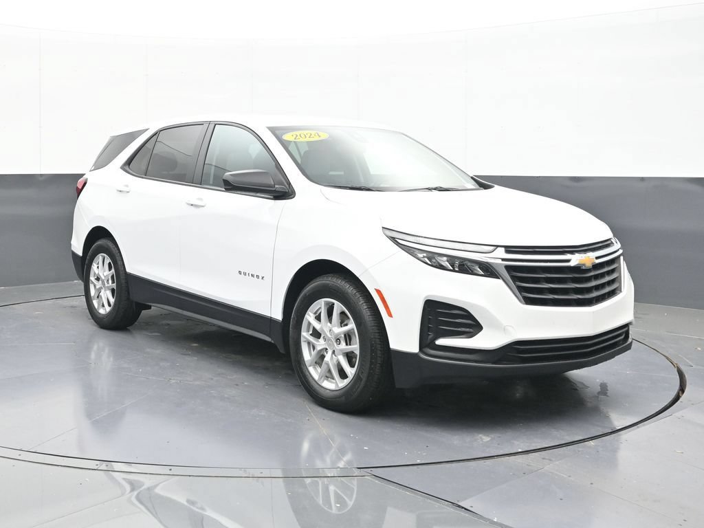 Used 2024 Chevrolet Equinox LS w/ LS Convenience Package FWD image 14