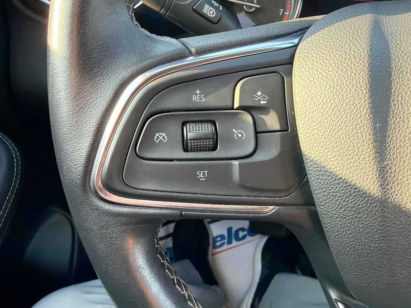 Used 2020 Buick Encore GX Preferred w/ Cold Weather Comfort Package FWD image 14