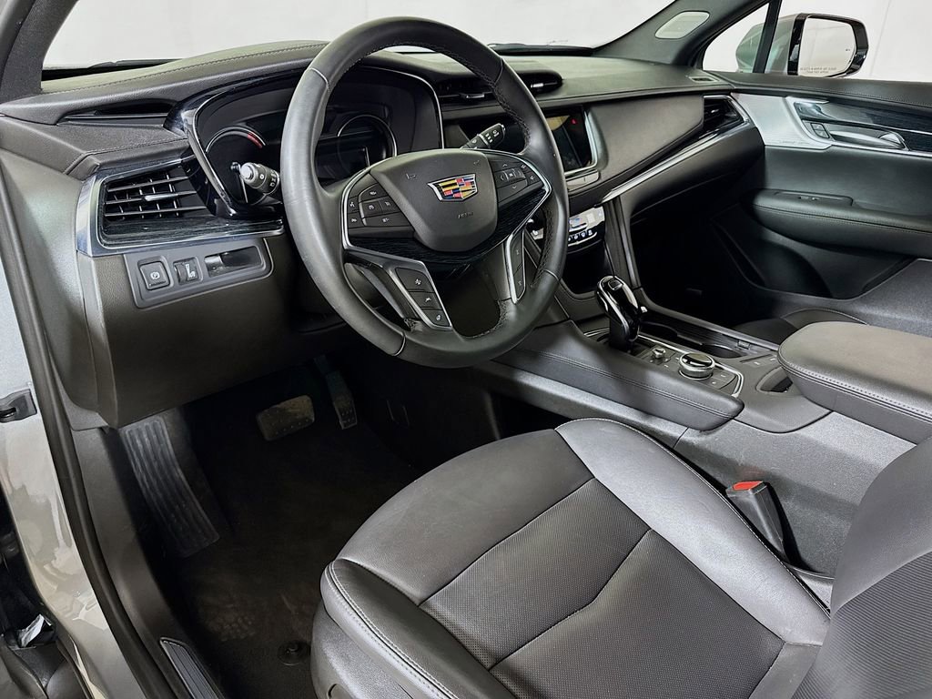 Certified 2025 Cadillac XT5 Premium Luxury image 7