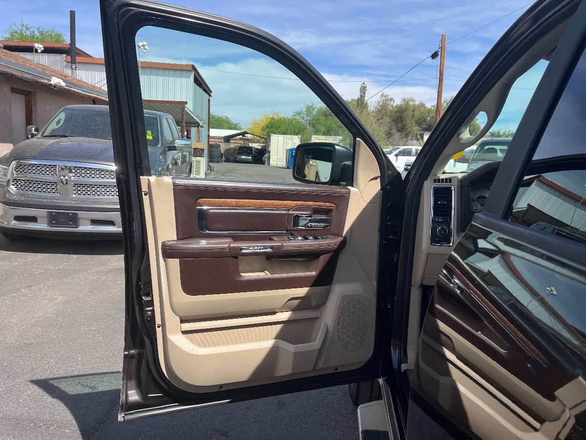 Used 2016 RAM 1500 Laramie Longhorn w/ Convenience Group AWD/4WD image 27