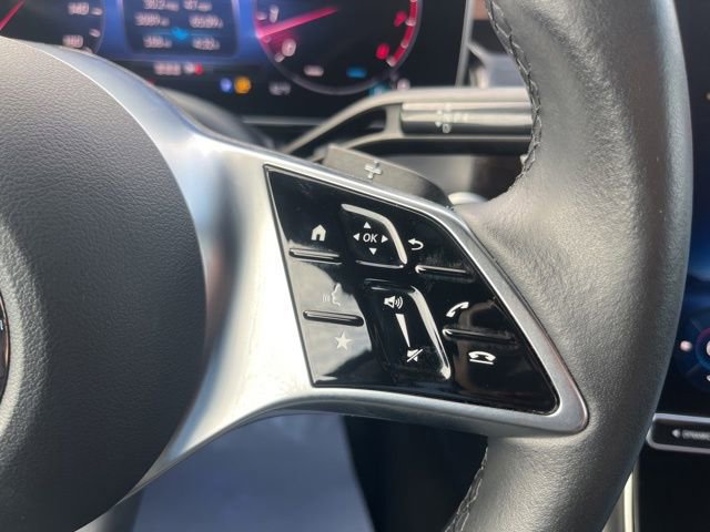 Used 2024 Mercedes-Benz GLC 300 4MATIC image 27