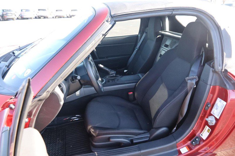 Used 2009 MAZDA MX-5 Miata Sport w/ Convenience Pkg image 8