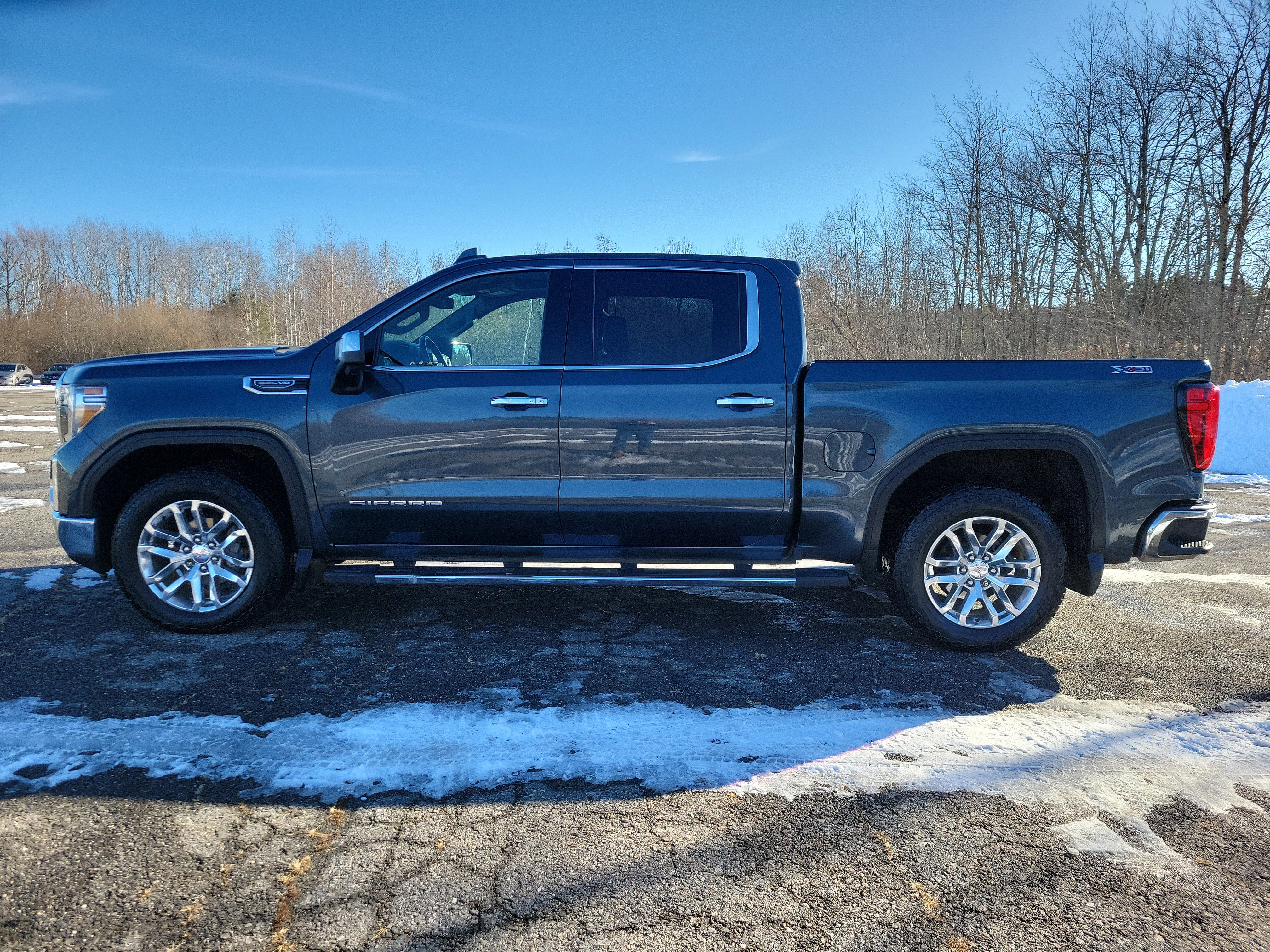 Used 2020 GMC Sierra 1500 SLT w/ SLT Premium Package image 8