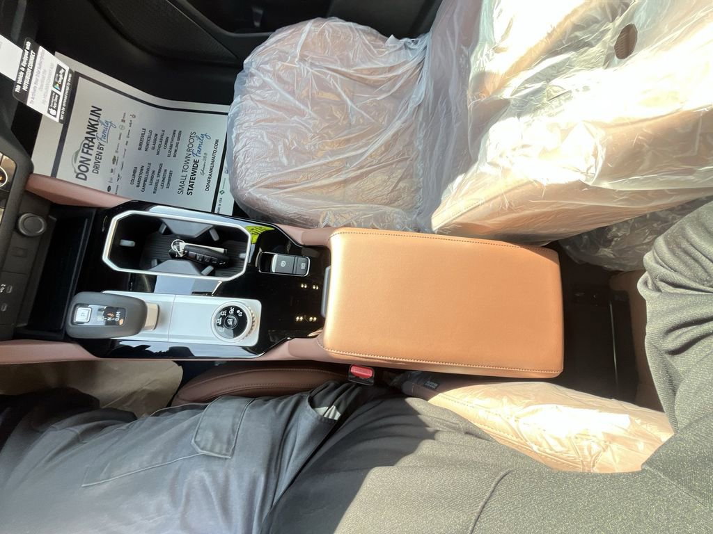 New 2026 Mitsubishi Outlander SEL image 21