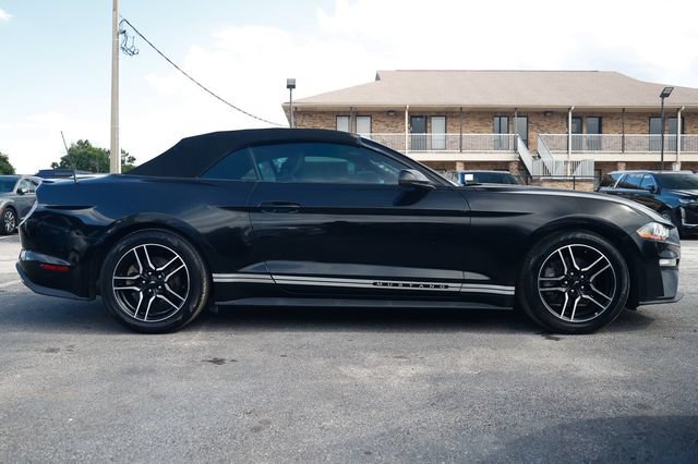 Used 2018 Ford Mustang Premium RWD image 15