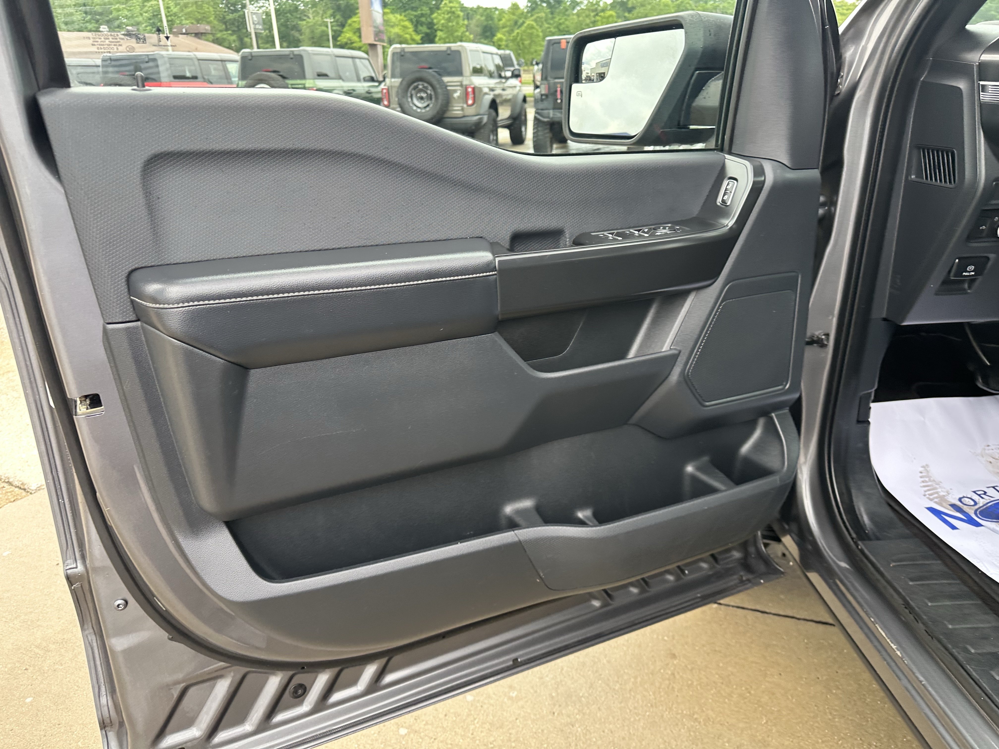 Used 2021 Ford F150 XL w/ STX Appearance Package AWD/4WD image 15