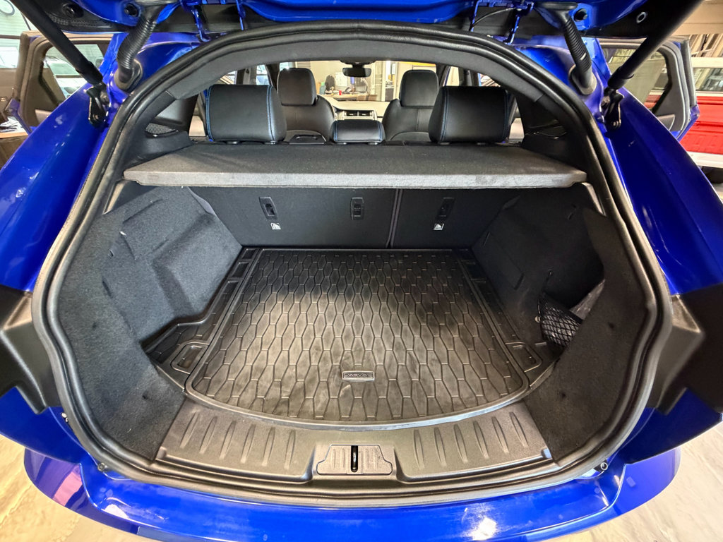 Used 2019 Jaguar E-PACE R-Dynamic SE AWD/4WD image 47