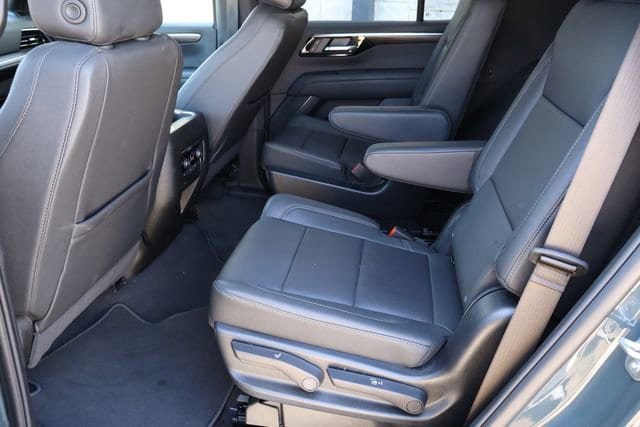 Used 2025 Chevrolet Tahoe Z71 w/ Z71 Off-Road Package AWD/4WD image 6