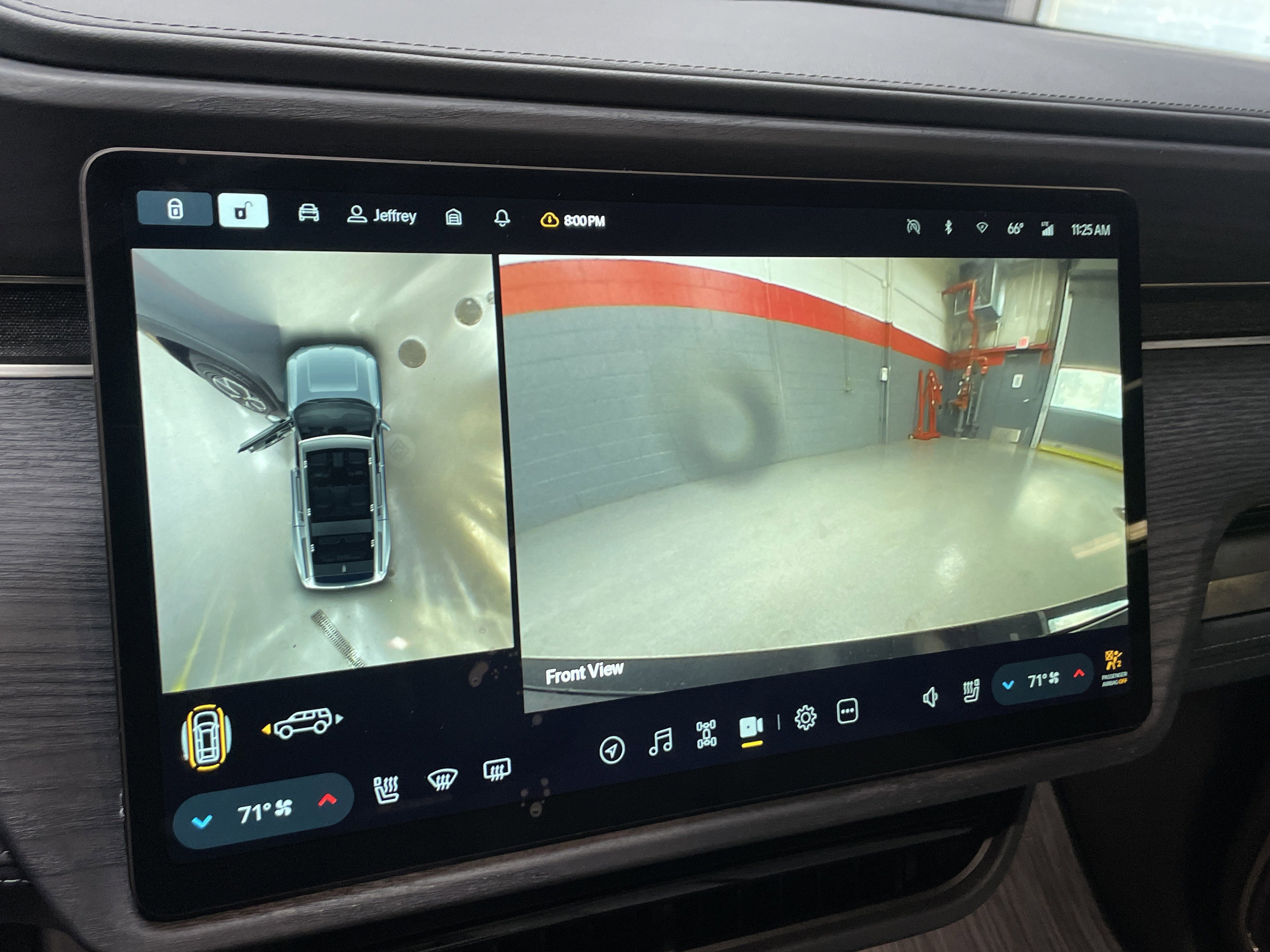 Used 2024 Rivian R1S Adventure image 24