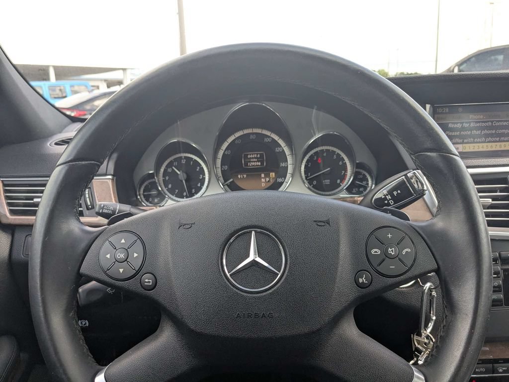 Used 2011 Mercedes-Benz E 350 Sedan image 22