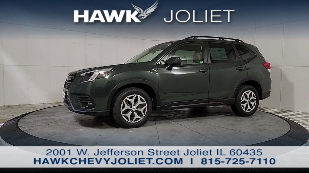 Used 2022 Subaru Forester Premium AWD/4WD image 4