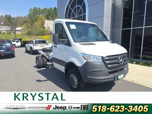 Used 2023 Mercedes-Benz Sprinter 3500 image 1