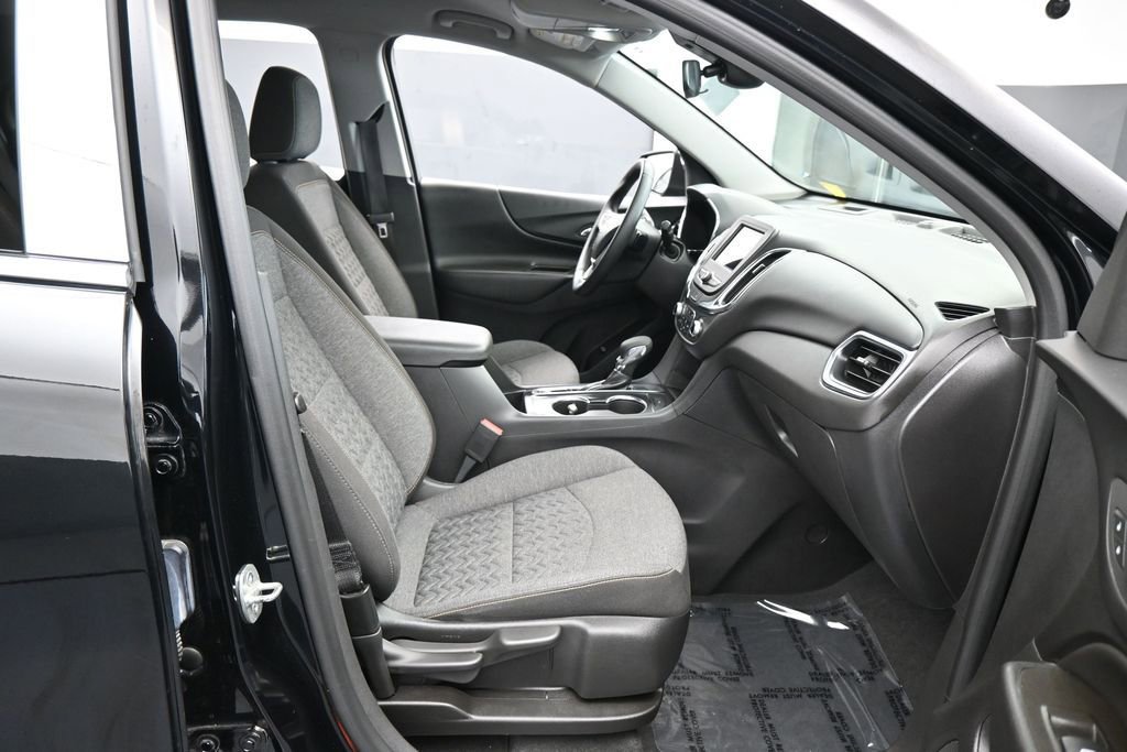 Used 2023 Chevrolet Equinox LT FWD image 38