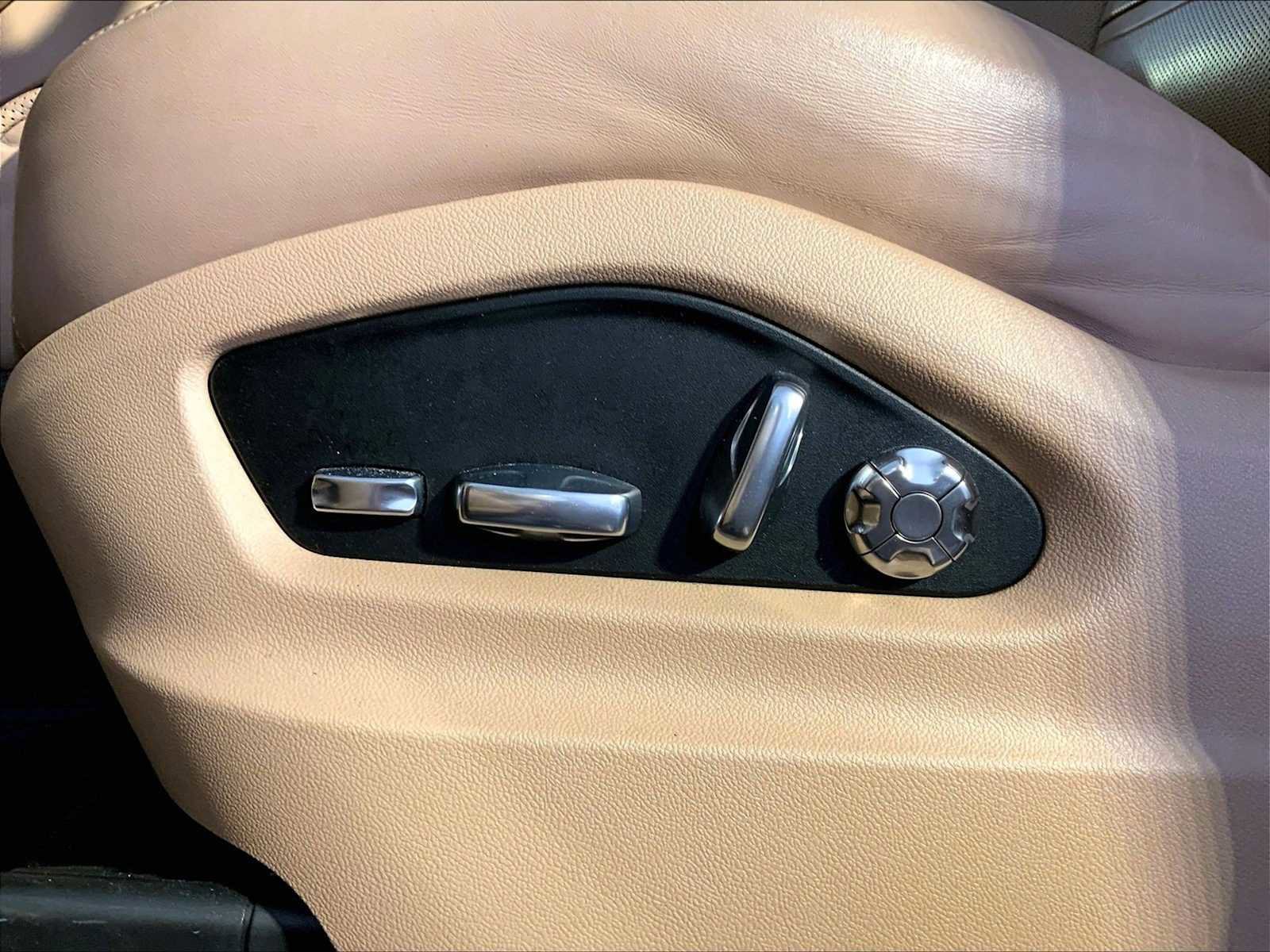 Certified 2021 Porsche Cayenne image 39