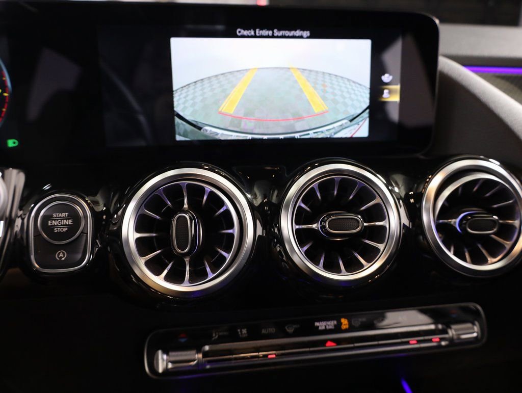 Certified 2022 Mercedes-Benz GLA 250 4MATIC image 54