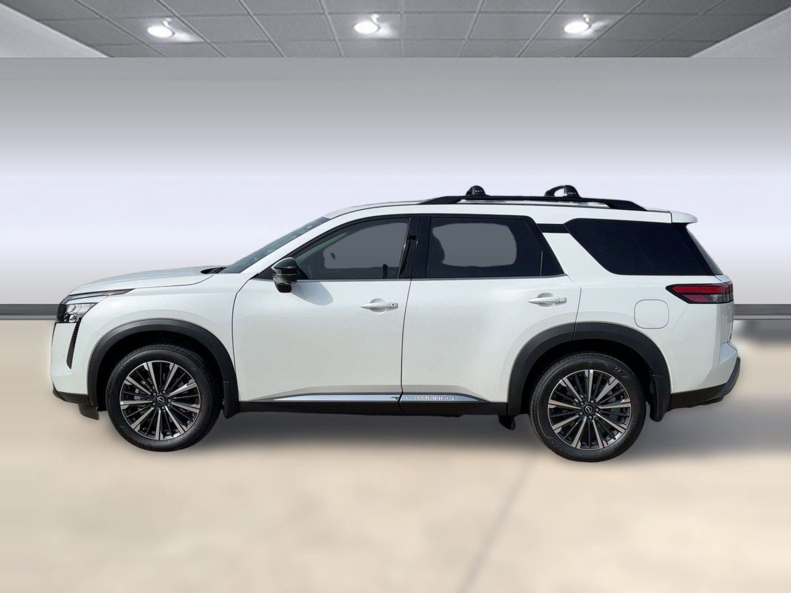 New 2026 Nissan Pathfinder Platinum image 2