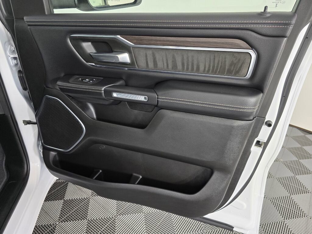 Used 2025 RAM 1500 Laramie image 37