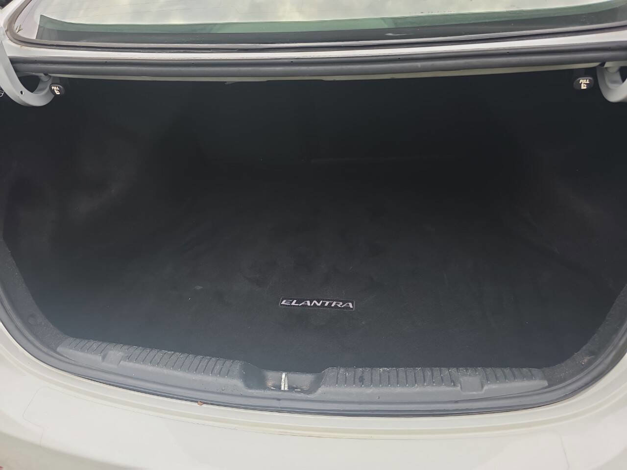 Used 2016 Hyundai Elantra Value Edition FWD image 22