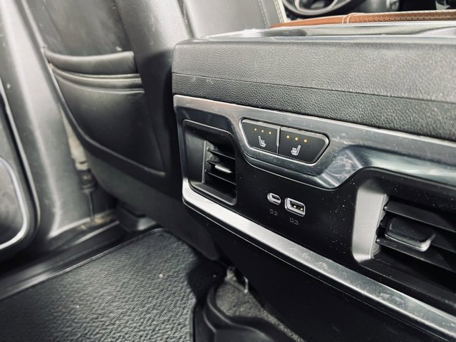 Used 2024 GMC Sierra 3500 Denali Ultimate image 14