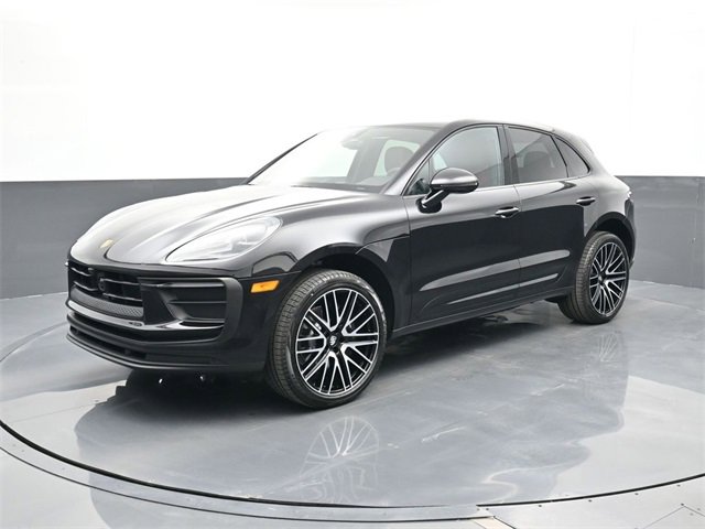 New 2026 Porsche Macan image 1