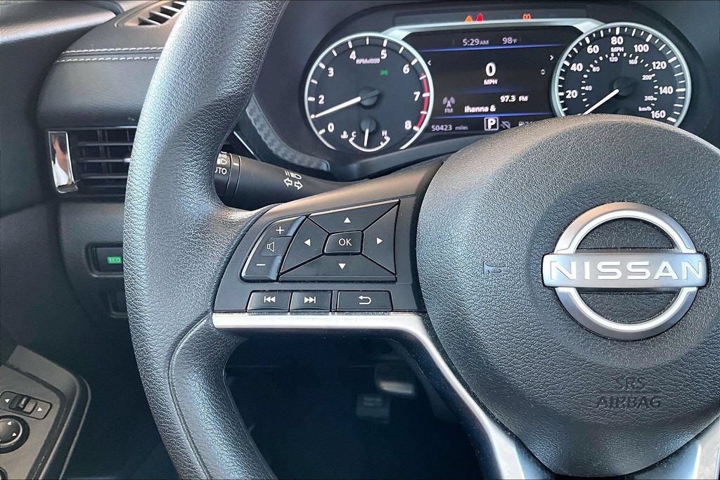 Used 2024 Nissan Sentra SV FWD image 11