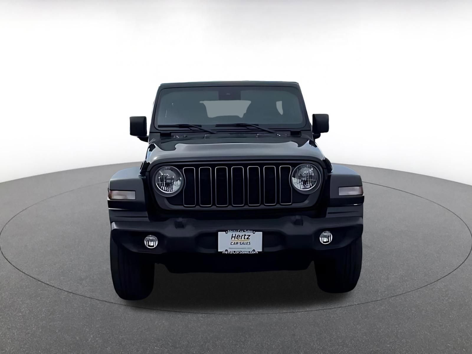Used 2025 Jeep Wrangler Unlimited Sport AWD/4WD image 3