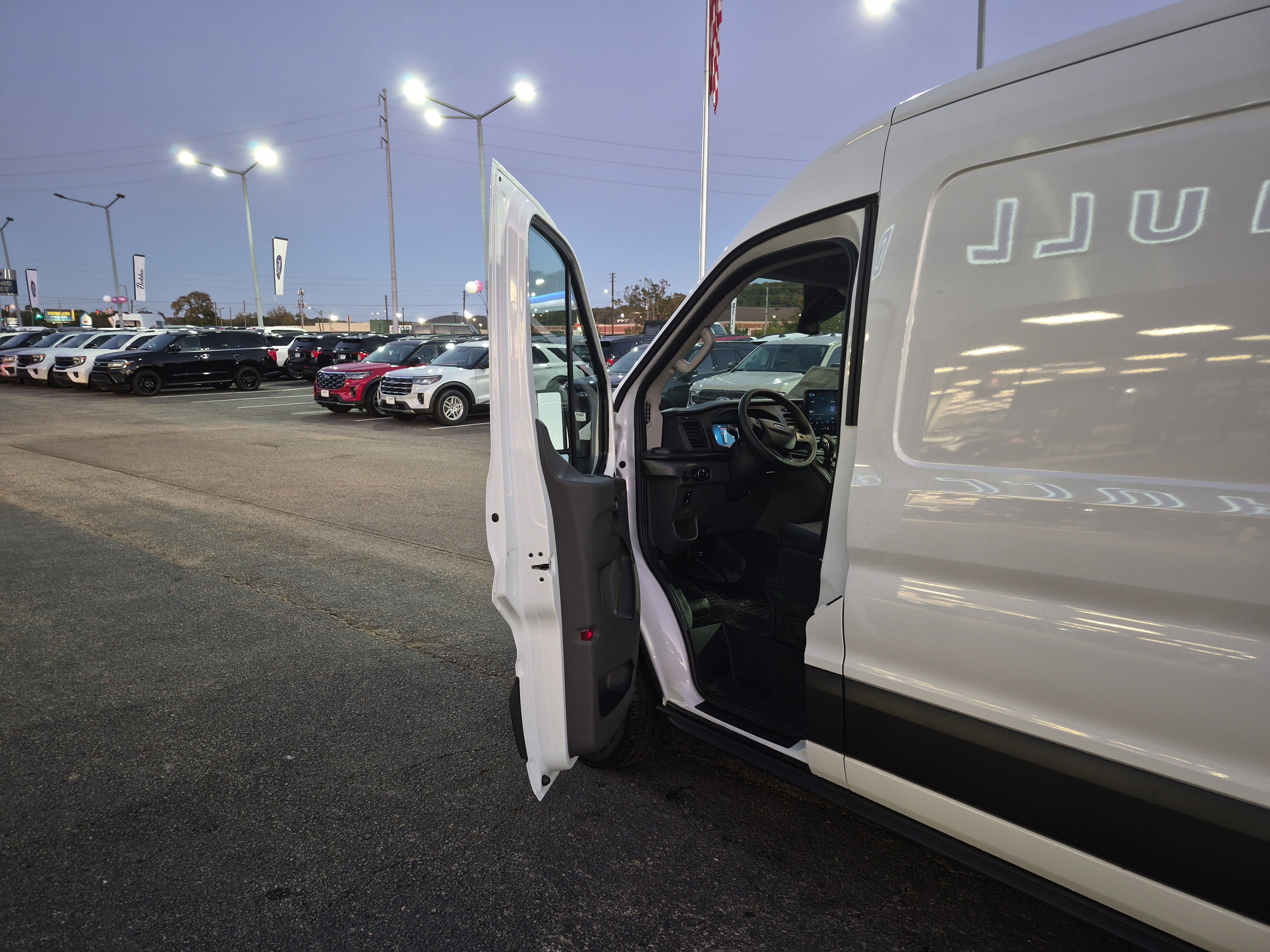 New 2026 Ford Transit 250 148 Medium Roof w/ Load Area Protection Package image 15