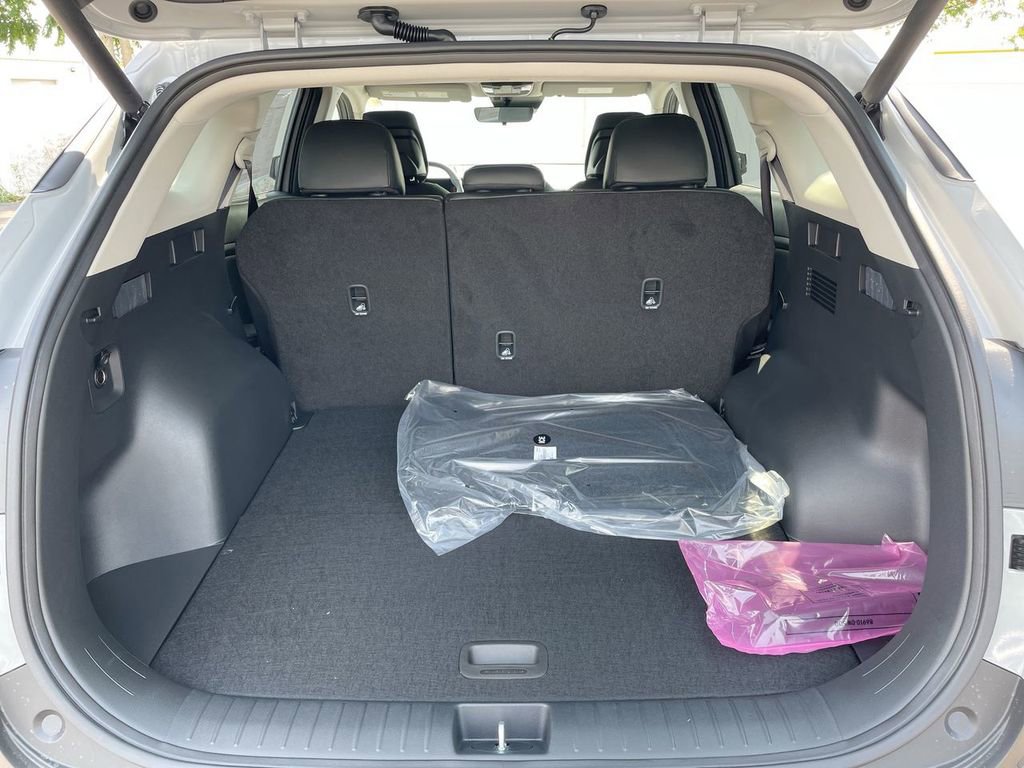 New 2026 Kia Sportage EX image 47