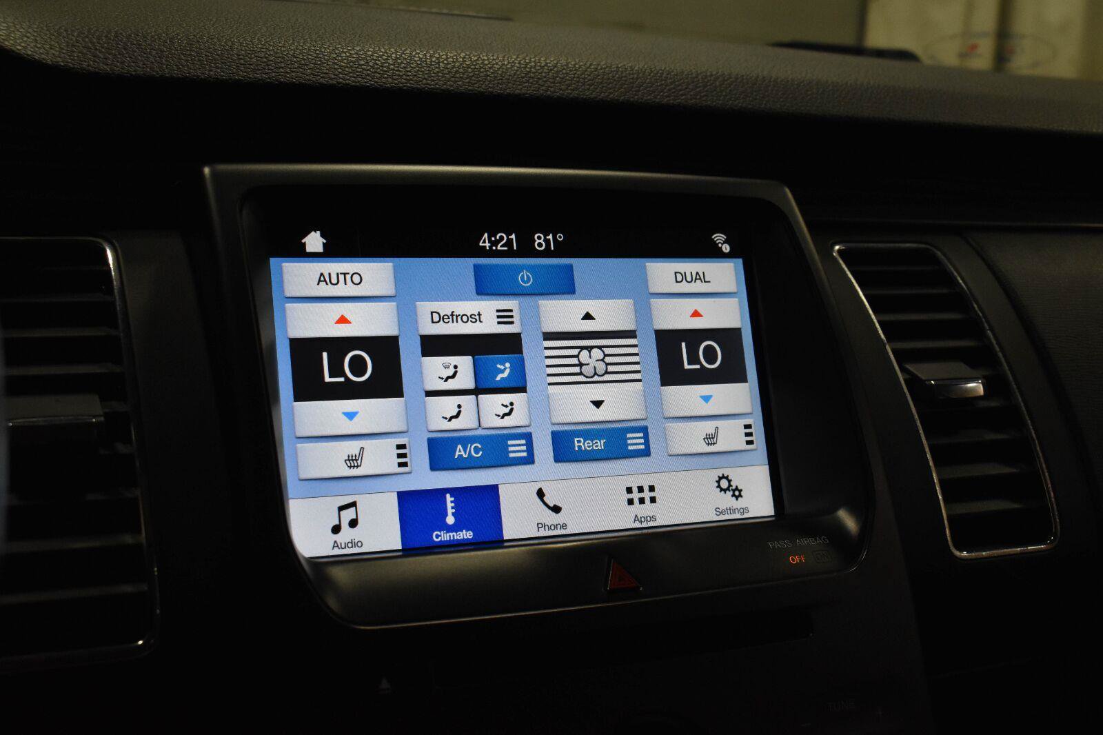Used 2019 Ford Flex SEL w/ Equipment Group 202A AWD/4WD image 16
