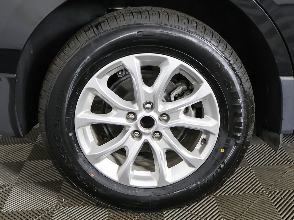 Used 2021 Chevrolet Equinox LT FWD image 18