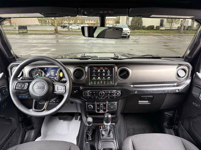 Certified 2023 Jeep Wrangler Unlimited w/ Sun & Screen Package AWD/4WD image 31