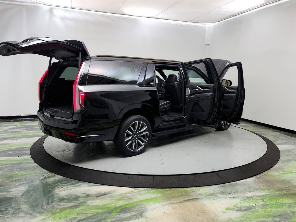 Used 2022 Cadillac Escalade ESV Sport w/ Touring Package AWD/4WD image 11